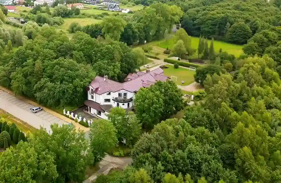 Zewnętrzny widok pensjonatu seniora